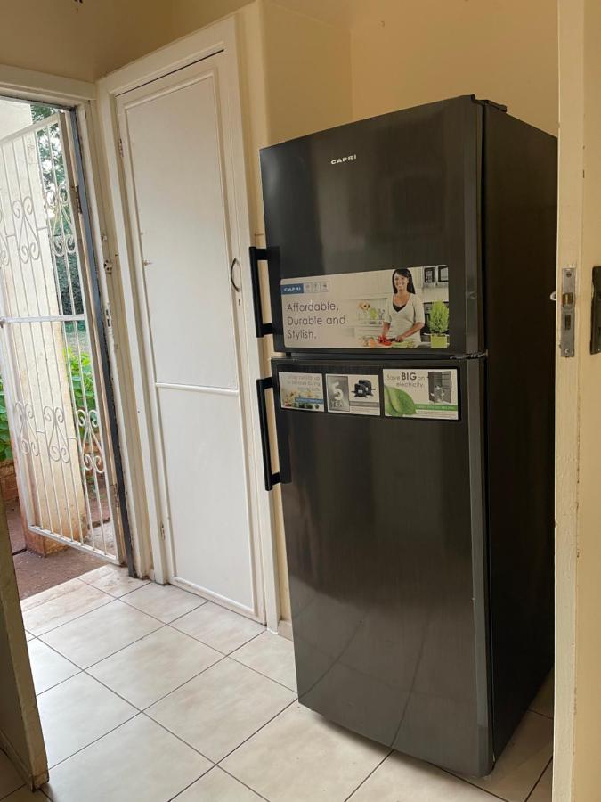 @Jackie'S Avondale 2 Bed Flat At Harrow Court Appartement Harare Buitenkant foto