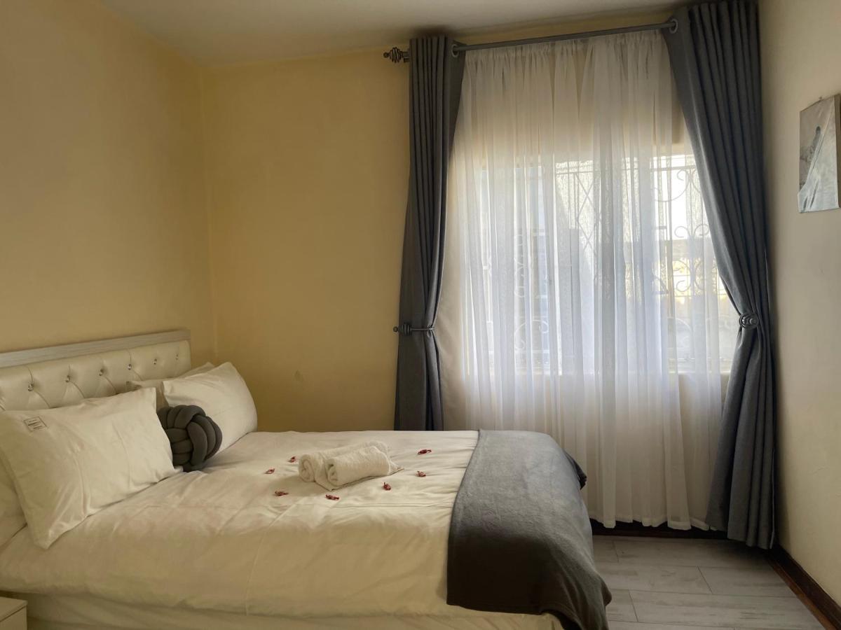 @Jackie'S Avondale 2 Bed Flat At Harrow Court Appartement Harare Buitenkant foto
